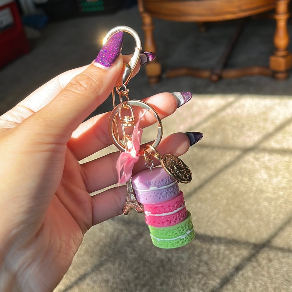 Cute Girly Macaron Bow Gold Purse Charm Keychain